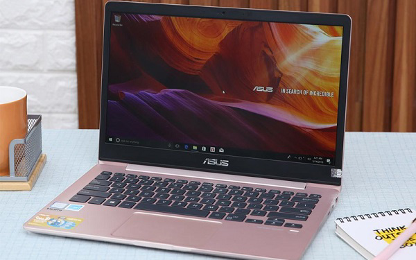 Dòng laptop Asus UX331UAL EG021TS