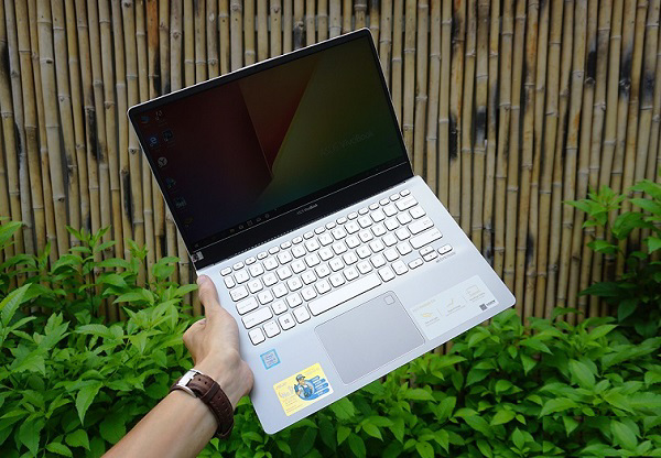 Dòng laptop Asus S430UA EB097T