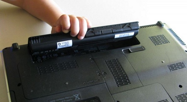 Cách khắc phục sạc pin Laptop Asus không vào điện không lên nguồn