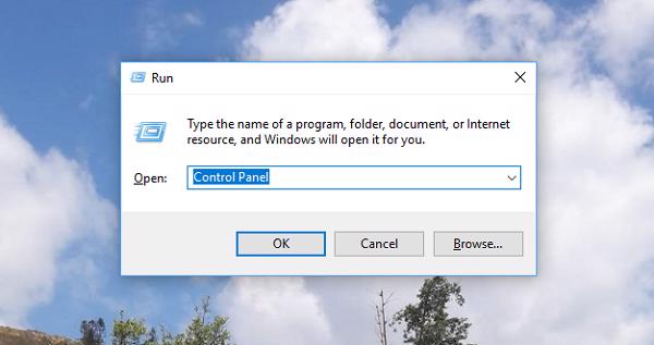 Nhấn vào Windows + R mở cửa sổ công cụ Run -> Enter -> Control Panel
