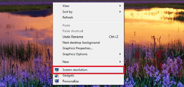 Nhấn chuột phải vào màn hình -> sau đó chọn vào Screen resolution